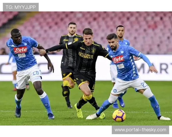 意甲财务审核，那不勒斯比萨面临零支出引援限制